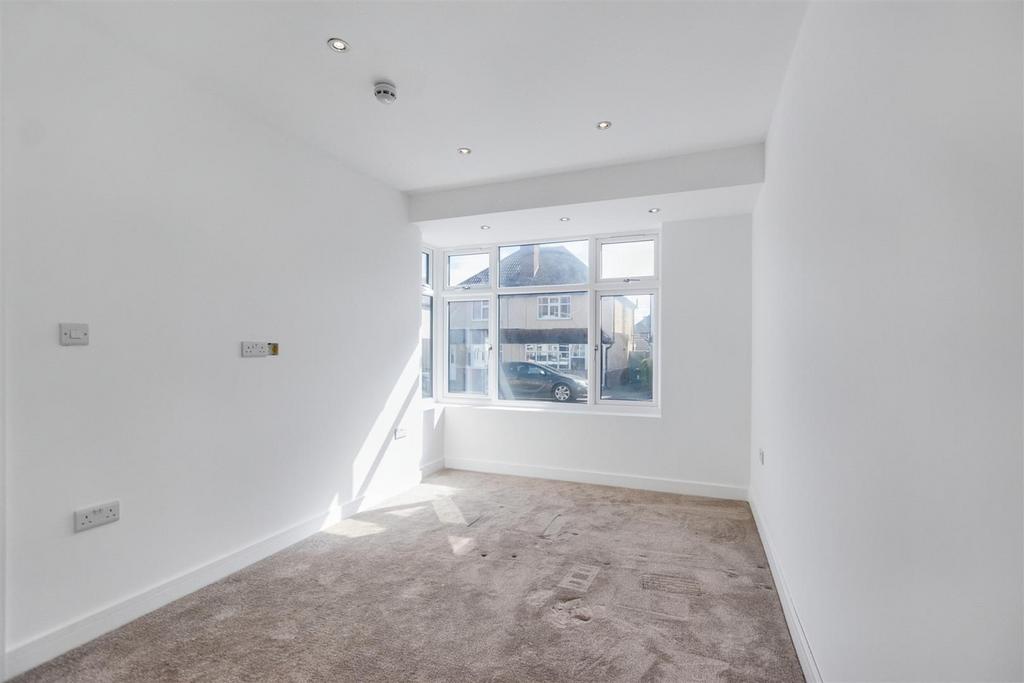 Bedroom/Office