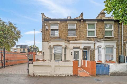 undefined, Acacia Road, London, E11
