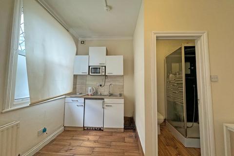 undefined, Acacia Road, London, E11