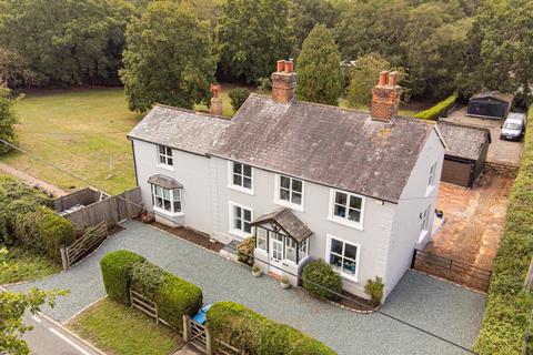 5 bedroom detached house for sale, Tandridge Lane, Oxted RH8