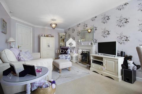 1 bedroom retirement property for sale, St. Marys Fields, Colchester CO3