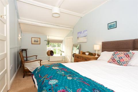 undefined, Llanbedr-y-Cennin, Conwy, LL32