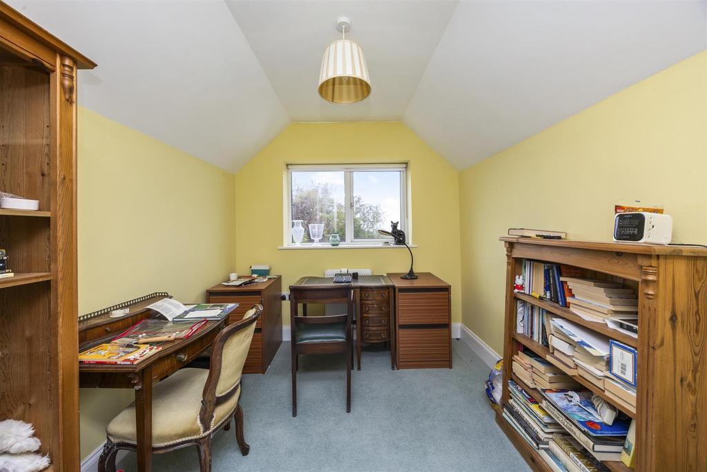 Dressing Room/Office