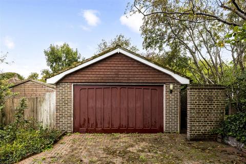 undefined, Surrenden Road, Surrenden, Brighton