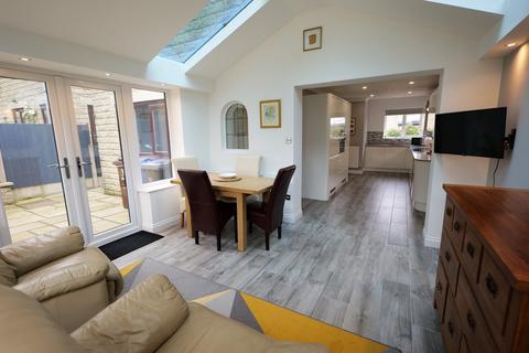 undefined, Banks Bridge Close, Barnoldswick, BB18