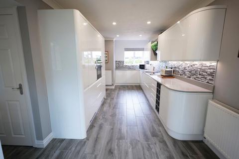 undefined, Banks Bridge Close, Barnoldswick, BB18