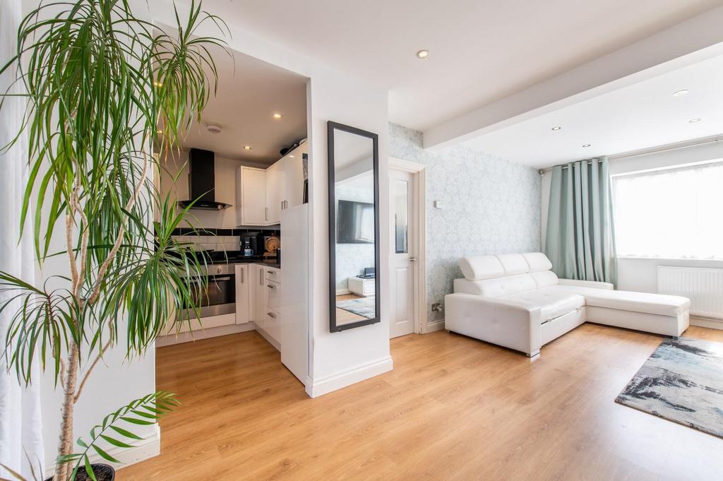 Living/Dining Room