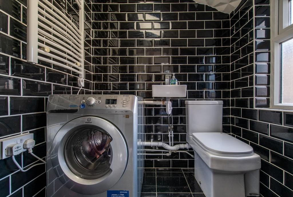 Utility/Cloakroom