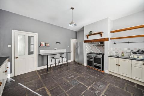 undefined, Knowl Road, Mirfield, WF14