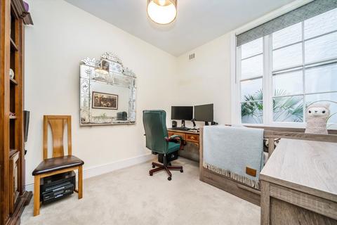 2 bedroom flat for sale, St Georges Drive, London SW1V