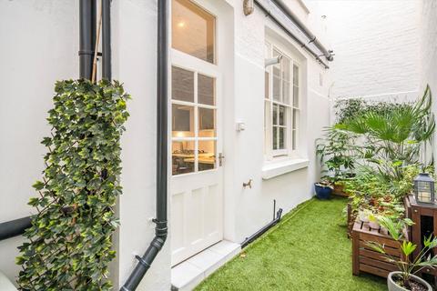 2 bedroom flat for sale, St Georges Drive, London SW1V