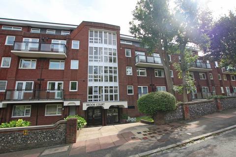 Meads Road, Eastbourne, BN20 7PX