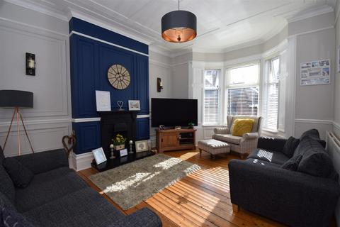 3 bedroom end of terrace house for sale, Blagdon Avenue, South Shields