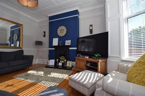 3 bedroom end of terrace house for sale, Blagdon Avenue, South Shields
