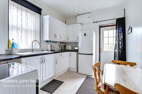 3 bedroom semi-detached house for sale, Collin Road, Stoke-On-Trent