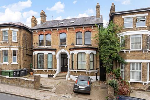 Flat 4, 7 Gipsy Hill, London, SE19 1QG