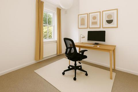 Flat 4, 7 Gipsy Hill, London, SE19 1QG