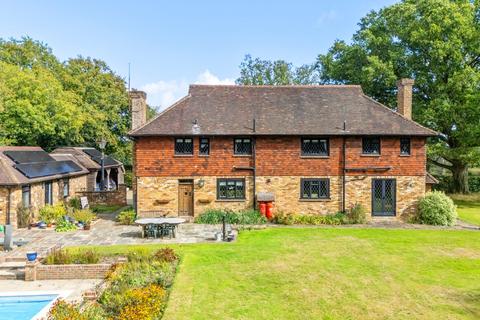 Warren Place Bashurst Hill, Itchingfield, Horsham, RH13 0PE