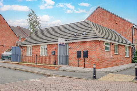 2 bedroom bungalow for sale, Stillington Crescent, Hamilton, LE5