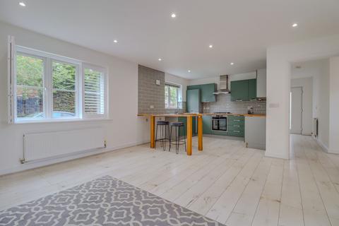 2 bedroom bungalow for sale, Stillington Crescent, Hamilton, LE5