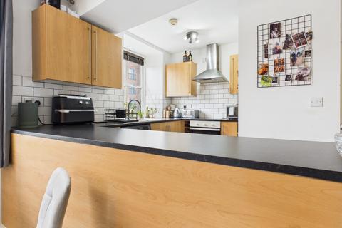 2 bedroom flat for sale, Flat 30 Millers Wharf, Corn Mill Lane, Stalybridge SK15 2EA
