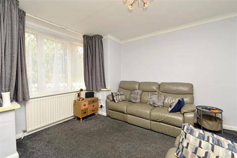 undefined, Tong Road, Farnley, Leeds