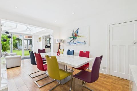 3 bedroom detached house for sale, Shaftesbury Avenue, Vicars Cross, CH3
