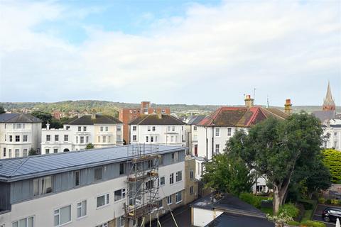 2 bedroom flat for sale, 6, Compton Street, West of Town Centre, Eastbourne