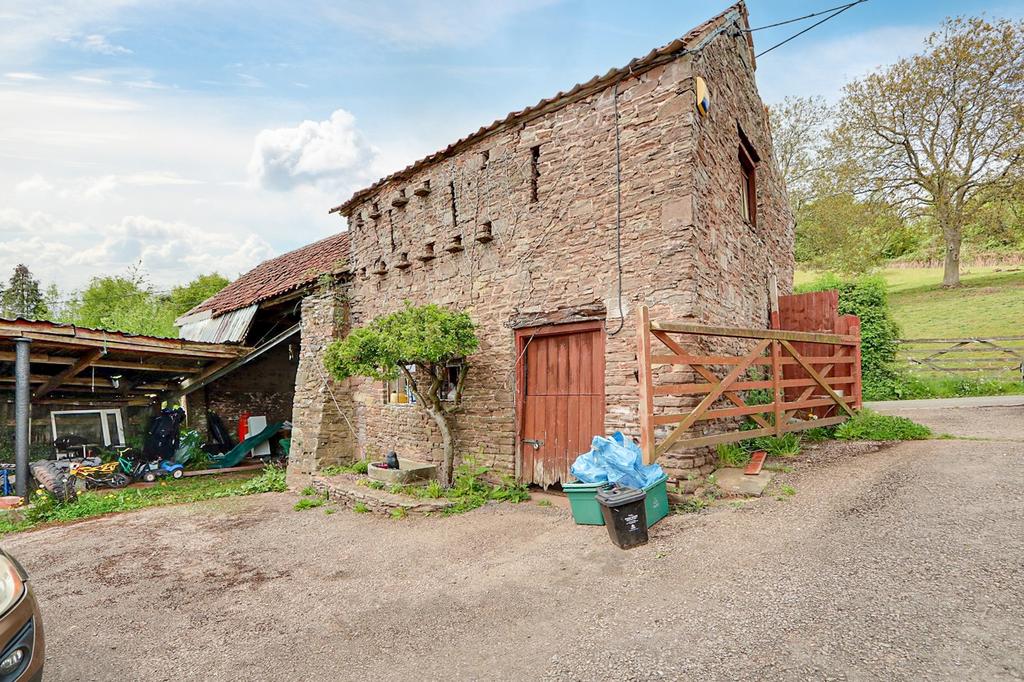 Barn