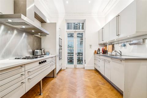 5 bedroom terraced house to rent, Connaught Square, London, W2