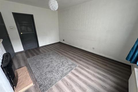 1 bedroom flat to rent, Stonebridge Grove, Leeds LS12