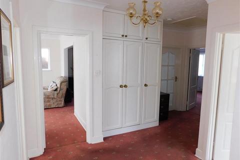 3 bedroom detached bungalow for sale, Burford Close, Christchurch BH23