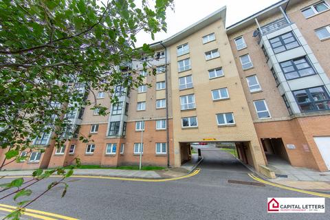 2 bedroom flat to rent, Bothwell Road, Aberdeen AB24
