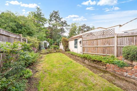 undefined, Hillcross Avenue, Morden SM4