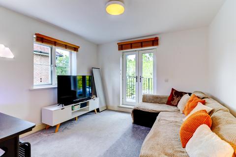 2 bedroom apartment for sale, Freer Crescent, Buckinghamshire HP13