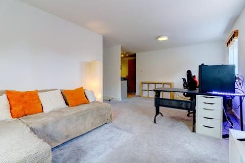 2 bedroom apartment for sale, Freer Crescent, Buckinghamshire HP13