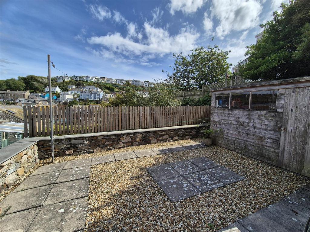 Rear terrace 2.jpg