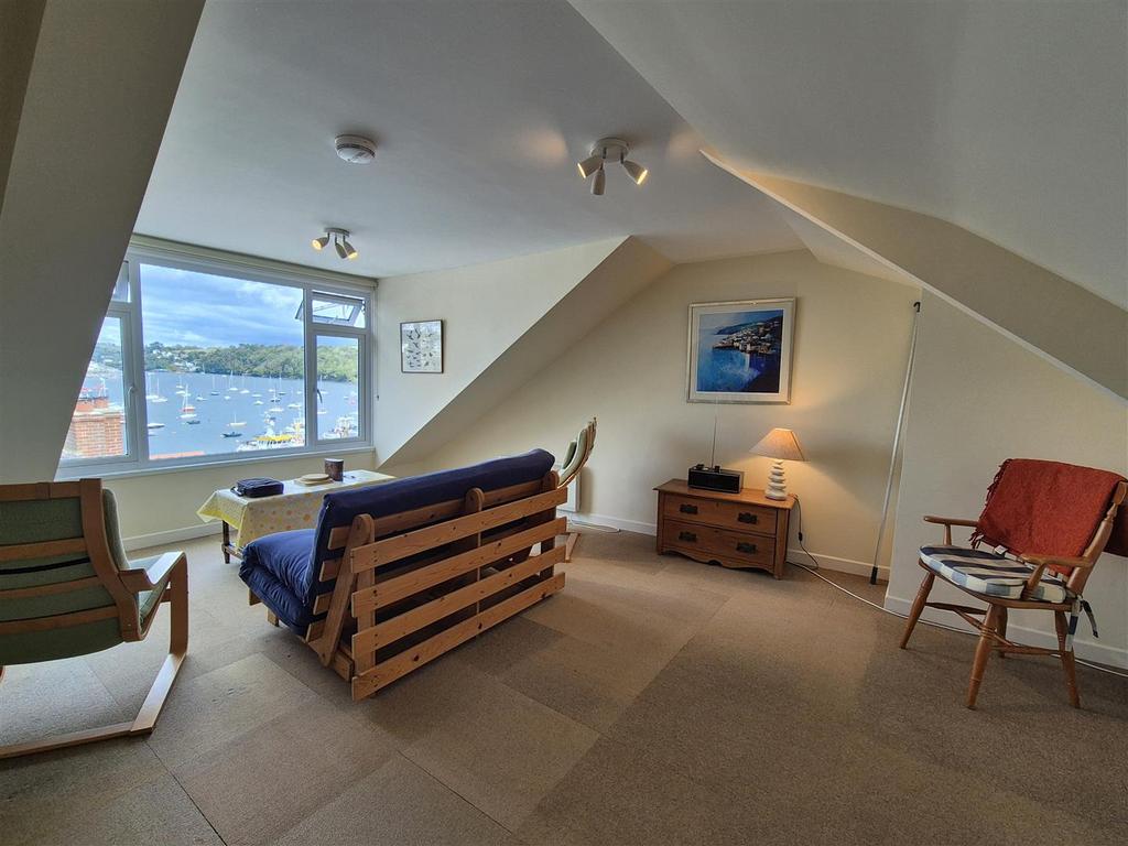Loft room 3.jpg