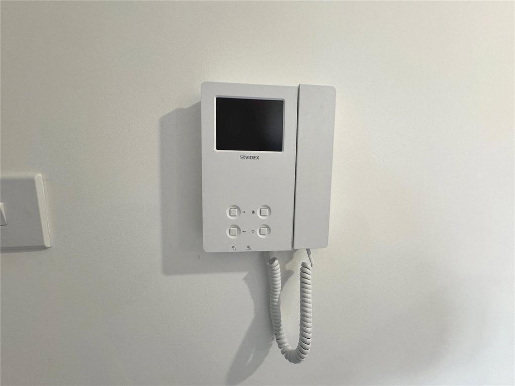 Intercom Receiver