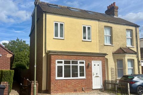 undefined, Park Avenue, Egham, Surrey, TW20
