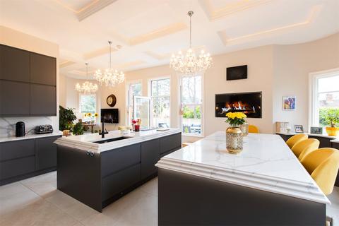 2 bedroom duplex for sale, Farr Hall, 8 Farr Hall Drive, Lower Heswall, Wirral, CH60