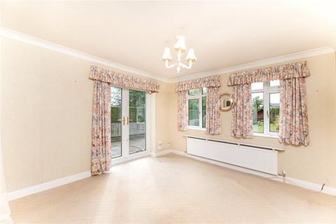undefined, Warren Lane, Bingley, West Yorkshire, BD16