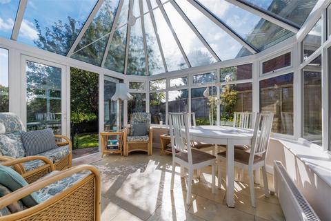 undefined, Elmdene Close, Hatton Station, Warwick