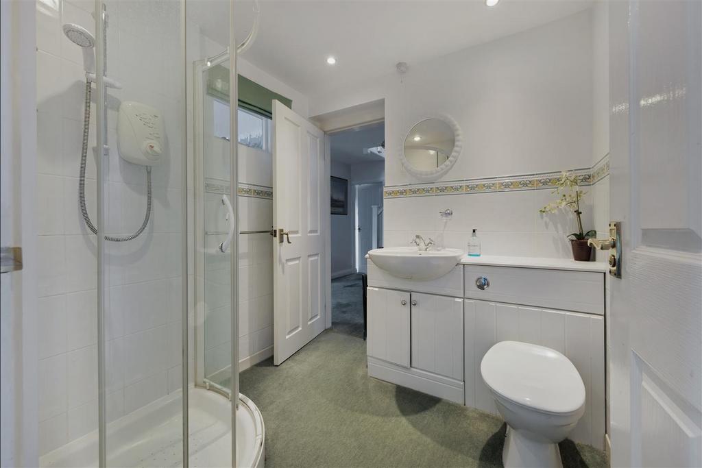 Cloaks/Shower Room