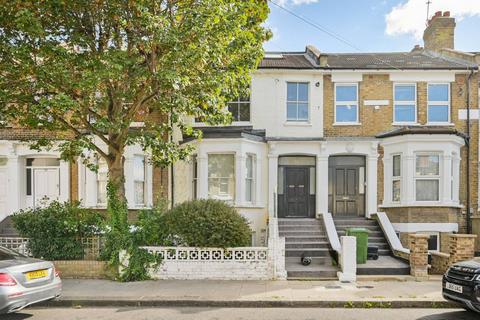 2 bedroom flat for sale, St Stephens Avenue, Shepherd's Bush, London, W12