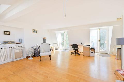2 bedroom flat for sale, St Stephens Avenue, Shepherd's Bush, London, W12