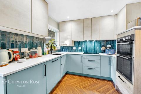 3 bedroom semi-detached house for sale, Blackmoor Close, Ascot