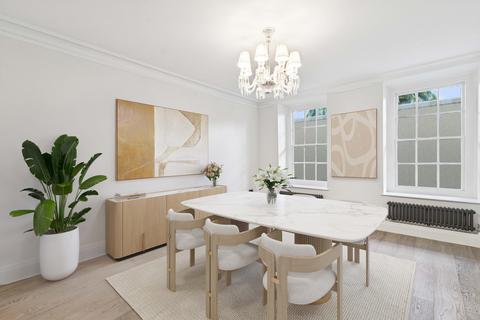 undefined, Warwick Gardens, W14