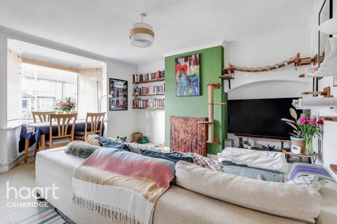 3 bedroom semi-detached house for sale, Ramsden Square, Cambridge