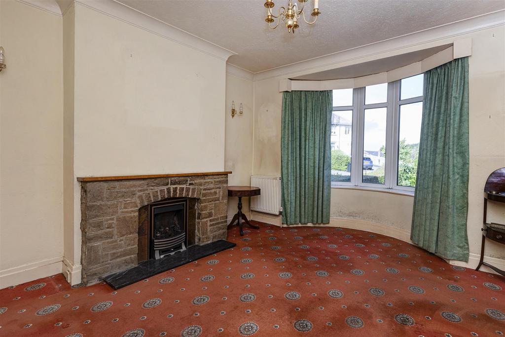 Bramleys Estate Agents - The Crescent - New Mill (